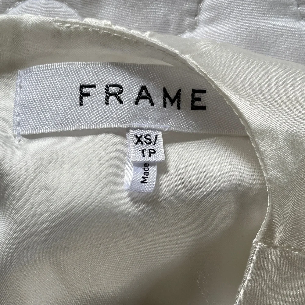 FRAME Silk Twist Front Top Off-White Satin Padded Shoulder Blouse XS - Picture 3 of 5